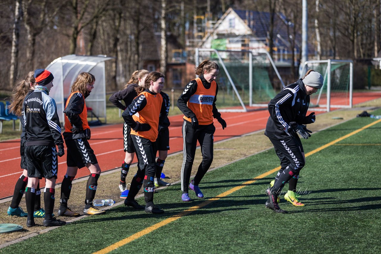 Bild 59 - B-Juniorinnen Halbfinale SVHU - Holstein Kiel : Ergebnis: 3:0